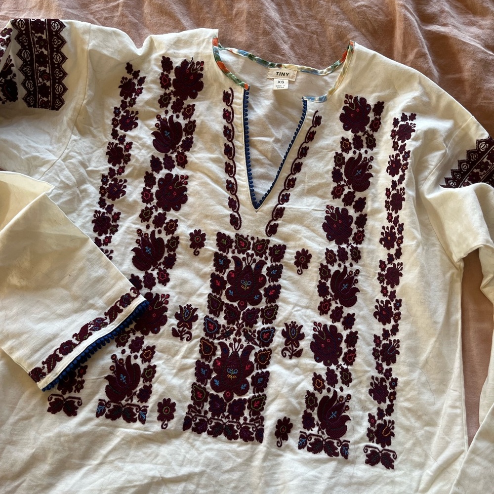 Anthropologie embroidered tunic
